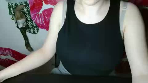 Bella online show from 11.18.25