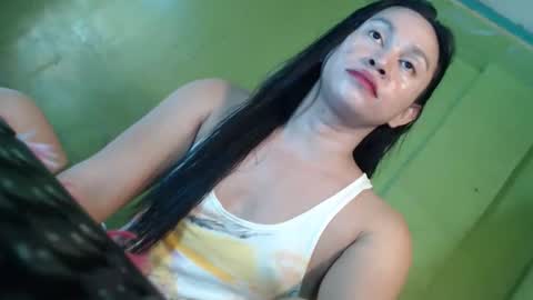 Snapshot of anne_hotaway chatting on 05.31.26 anne_hotaway online show from 05.31.26