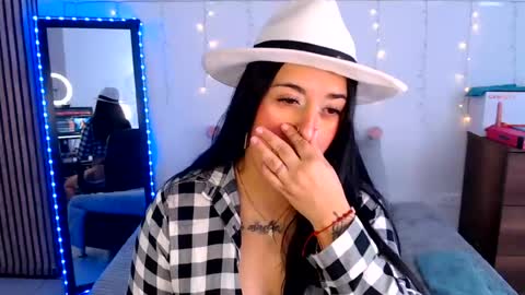 Anne  online show from 08.08.26
