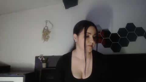 Snapshot of annebellee69 chatting on 12.11.24 annebellee69 online show from 12.11.24