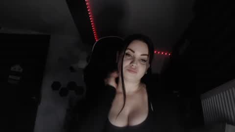 Snapshot of annebellee69 chatting on 01.18.25 annebellee69 online show from 01.18.25