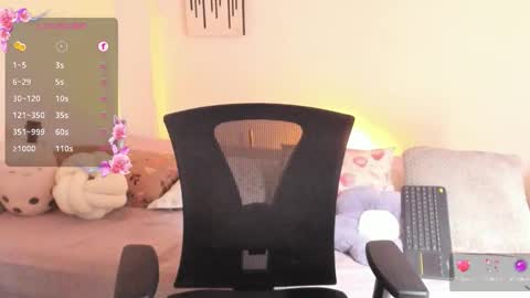 Snapshot of annedark chatting on 10.10.25 Anne online show from 10.10.25