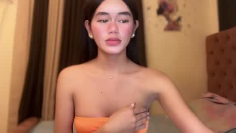 Kim online show from 12.23.24