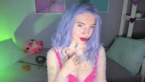 Snapshot of annetenet chatting on 01.14.25 Annet online show from 01.14.25