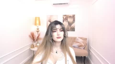 Snapshot of annetli chatting on 06.21.26 annetli online show from 06.21.26