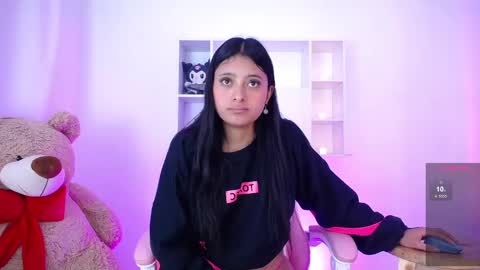 Snapshot of anni99_ chatting on 02.26.25 Anni online show from 02.26.25