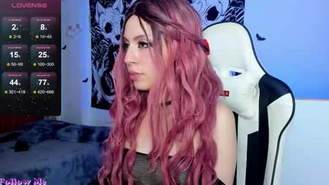 Nikoll online show from 10.22.25