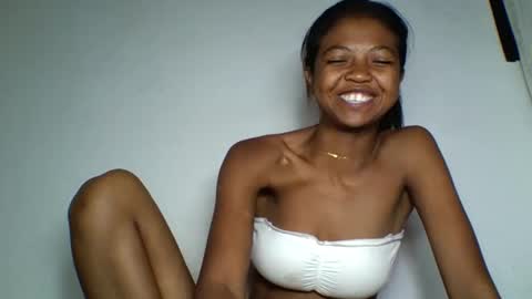 annica86 online show from 04.29.26