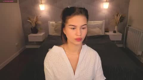 Snapshot of annie_kitss chatting on 05.21.26 annie kitss online show from 05.21.26