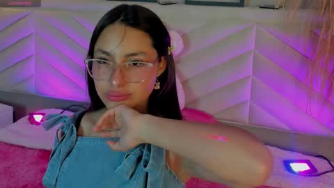   online show from 11.08.25