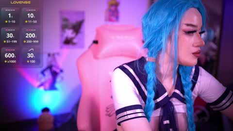 Snapshot of annie_may_may chatting on 12.14.24 Annie May   online show from 12.14.24