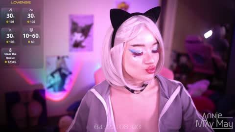 Snapshot of annie_may_may chatting on 01.06.25 Annie May   online show from 01.06.25