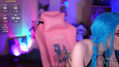 Snapshot of annie_may_may chatting on 03.08.25 Annie May   online show from 03.08.25