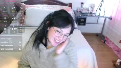 Snapshot of annie_swan_18 chatting on 12.10.24 LAURA - A n n i e S w a n online show from 12.10.24
