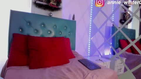 Annie online show from 01.02.25