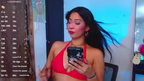 AnnieBlu3 online show from 10.08.25