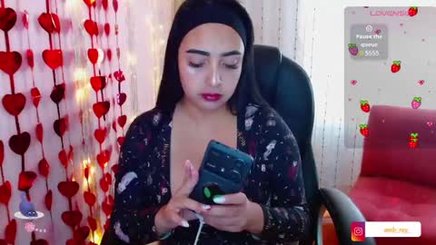 Snapshot of anniehh_ chatting on 03.03.25 Annie Independent model Hello all offline tokens are appreciated thank you for your support.33 online show from 03.03.25