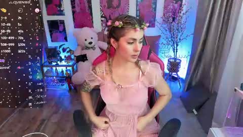 Annie FROM 8AM TO 4PM CDT online show from 06.19.26
