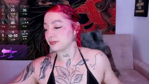 Snapshot of annika_03 chatting on 05.12.26 Gise. online show from 05.12.26