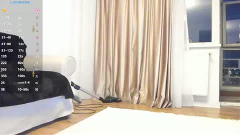 Snapshot of annisefoxy chatting on 07.27.26 annisefoxy online show from 07.27.26