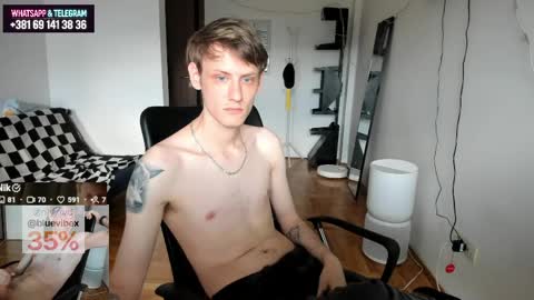 Snapshot of annonimsick chatting on 06.03.26 online show from 06.03.26