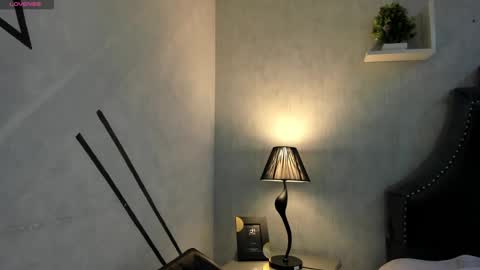 Anntonia Woods  online show from 12.03.24