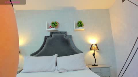 Anntonia Woods  online show from 12.14.24