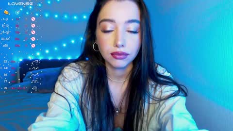 Snapshot of annvegga chatting on 12.27.24 Ann online show from 12.27.24