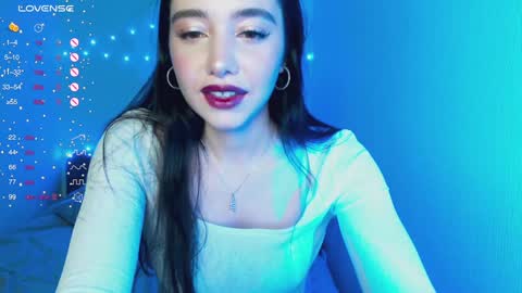 Snapshot of annvegga chatting on 01.10.25 Ann online show from 01.10.25