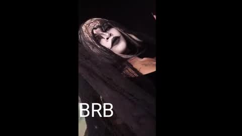 Snapshot of anny_kiitty_ chatting on 12.15.25 Anny online show from 12.15.25