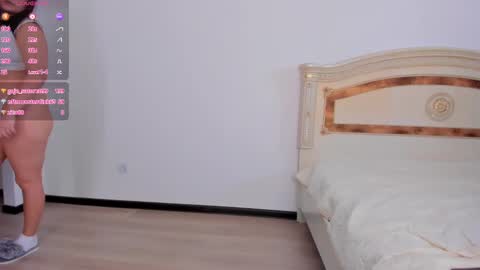 Snapshot of anny_marryanny chatting on 02.27.25 Anna online on weekends online show from 02.27.25