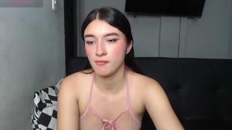 Snapshot of anny_naf chatting on 10.14.25 Anny online show from 10.14.25