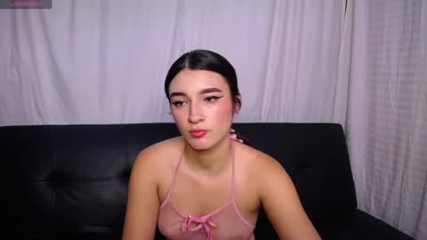 Snapshot of anny_naf chatting on 06.18.26 Anny online show from 06.18.26