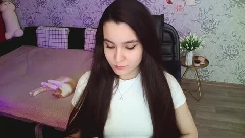 Annie online show from 12.29.24