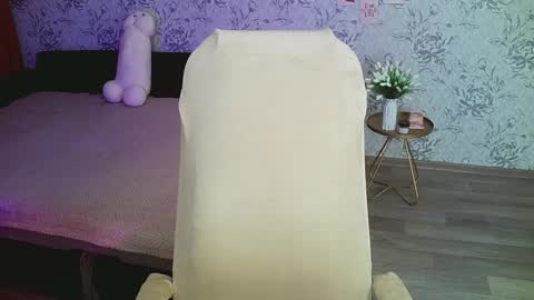 Annie online show from 01.24.25