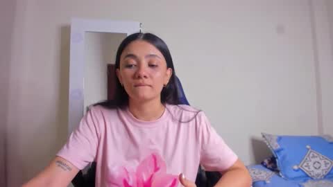  Valeria  online show from 12.15.25