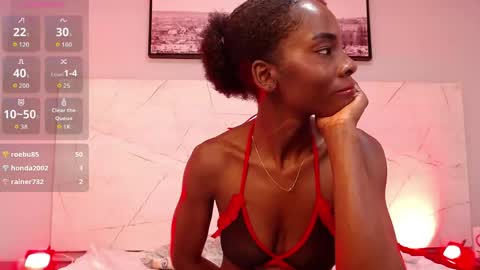 Snapshot of annyfiore chatting on 03.08.26 Anny online show from 03.08.26