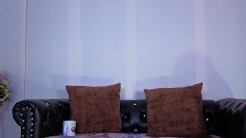 LittleSunny  My schedule 1400 - 2200 GMT -5 online show from 06.23.26