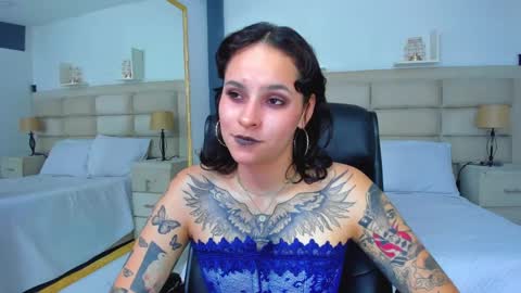 Snapshot of annythomsonn chatting on 09.15.25 AnnyT online show from 09.15.25