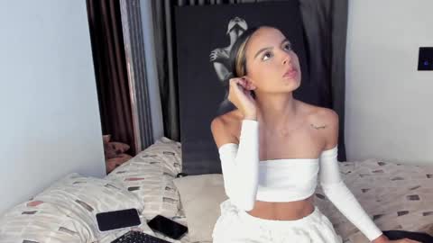 anotella_aa online show from 05.15.26