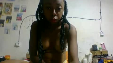 Snapshot of anouskaaa chatting on 09.21.25 anouskaaa online show from 09.21.25