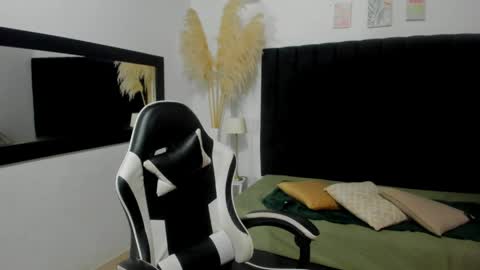       online show from 05.17.26