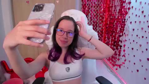 Snapshot of anto_sweet18 chatting on 02.16.25  My birthday is on december 2nd surprise me with a gift from my amazonlist online show from 02.16.25