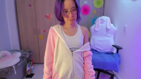 Snapshot of anto_sweet18 chatting on 10.07.25  My birthday is on december 2nd surprise me with a gift from my amazonlist online show from 10.07.25