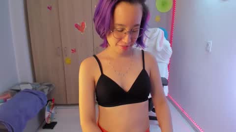 Snapshot of anto_sweet18 chatting on 10.08.25  My birthday is on december 2nd surprise me with a gift from my amazonlist online show from 10.08.25