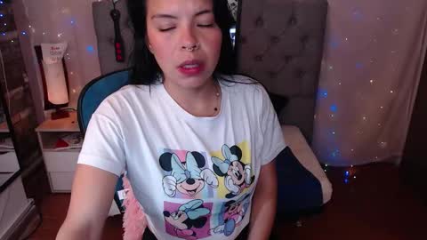 Snapshot of antolyh_c chatting on 02.13.26 antolyh_c online show from 02.13.26