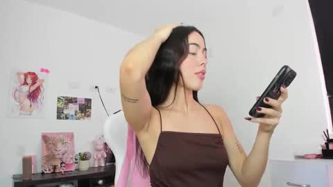 Snapshot of antonella_28_ chatting on 02.04.26 Antonella online show from 02.04.26