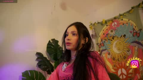 Nell. online show from 05.11.26