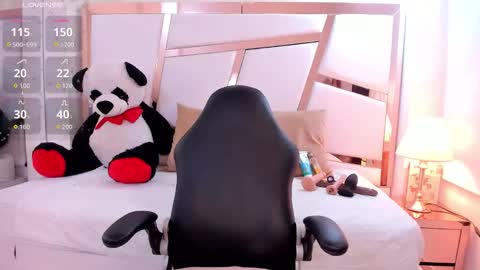 Snapshot of antonella_moon7 chatting on 03.08.26 Antonella Moon 7 online show from 03.08.26