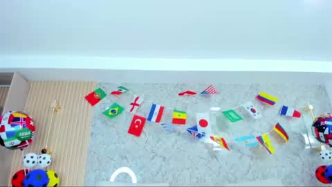 Snapshot of antonella_west chatting on 06.25.26 Anto online show from 06.25.26